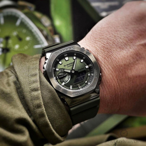 Casio G-SHOCK GM-2100B-3A
