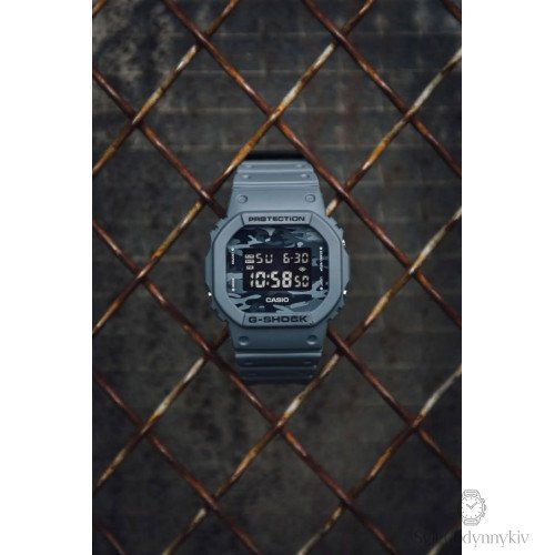 Casio G-SHOCK DW-5600CA-2