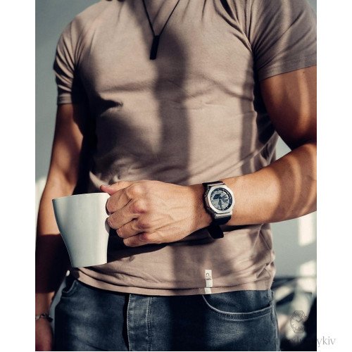 Casio G-SHOCK GM-2100-1A