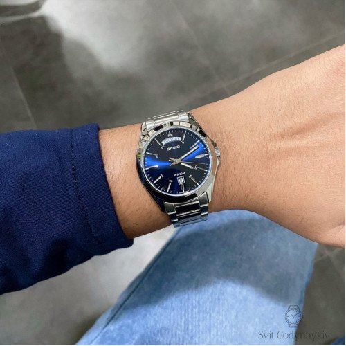 Casio Collection MTP-1370D-2A2